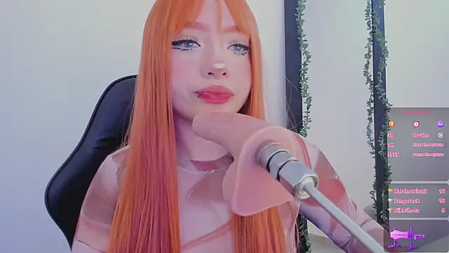 Snapshot of Kloeraize chatting on 05.16.26 Kloeraize online show from 05.16.26