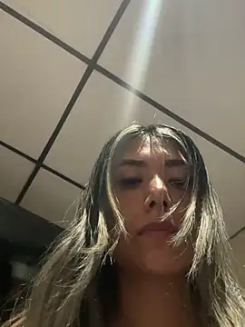 stefanyqueen69 online show from 04.19.26