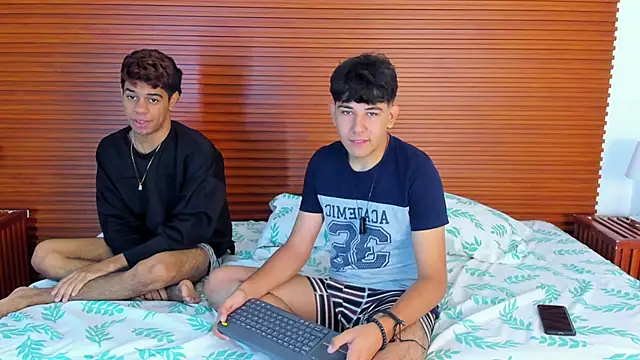 peakk twiinns online show from 03.31.26