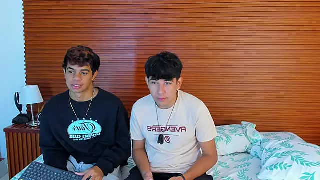 peakk twiinns online show from 04.22.26