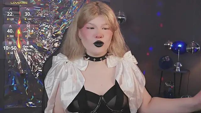 LilithNlsn online show from 04.16.26