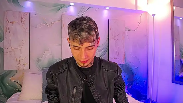 Max Hader  online show from 04.16.26