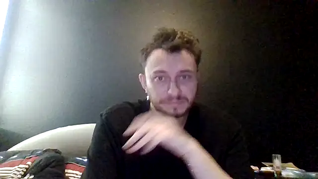 TallHungandCloudy69 online show from 05.17.26