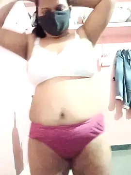 Miss-Dolly07 online show from 03.31.26