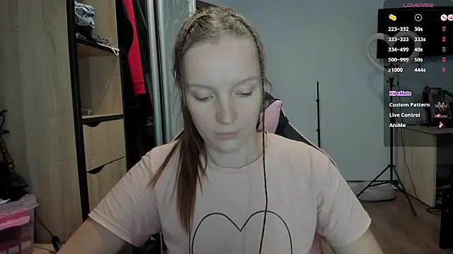 Mary Blu online show from 10.12.25