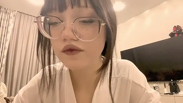 Snapshot of LoidaTrytten chatting on 03.03.26 LoidaTrytten online show from 03.03.26