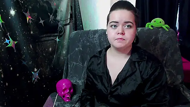  little monsterrr  online show from 03.03.26