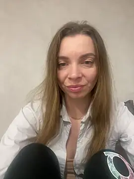 Snapshot of Luna2547 chatting on 03.03.26 Luna2547 online show from 03.03.26