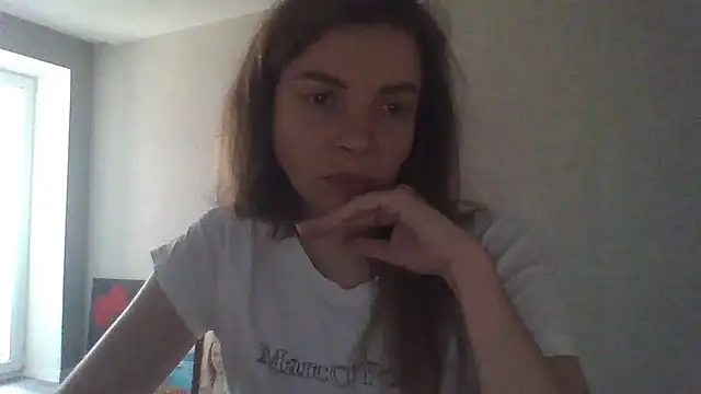 Luna2547 online show from 03.20.26