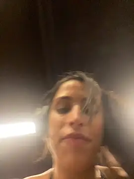 sweetwanda online show from 04.10.26