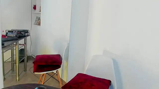 jaade doll online show from 04.18.26