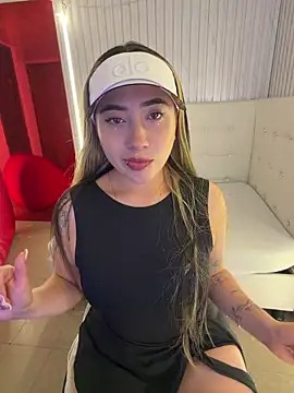 ManuelaVeeleez online show from 04.18.26