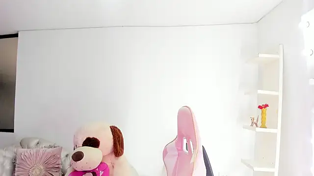 KoralCruz  online show from 03.28.26