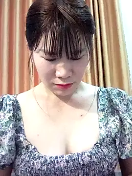 Snapshot of Bondgirl_9 chatting on 05.14.26 Bondgirl 9 online show from 05.14.26