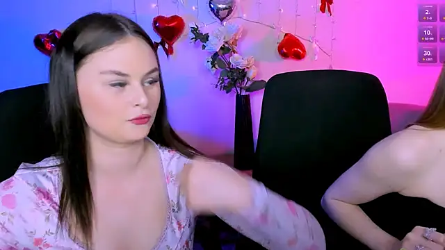 Snapshot of miss_courtney_ chatting on 05.18.26 miss courtney online show from 05.18.26