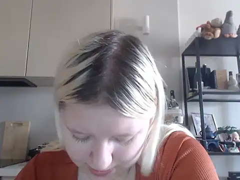 Snapshot of LenaSecret19 chatting on 06.16.26 LenaSecret19 online show from 06.16.26