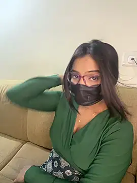 nikki catz online show from 04.21.26