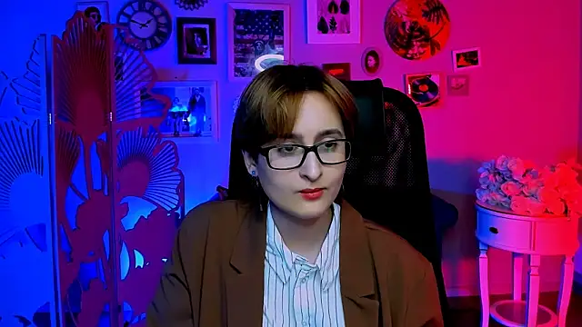 LixeLuna online show from 04.07.26