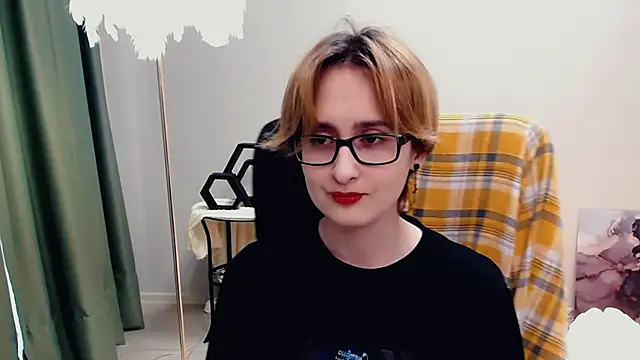 LixeLuna online show from 06.04.26