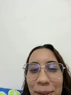 Snapshot of Nicole_Cute04 chatting on 07.12.26 Nicole Cute04 online show from 07.12.26