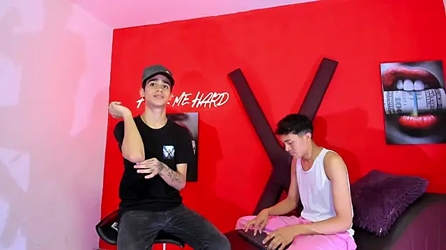 SKYN MAN online show from 03.11.26