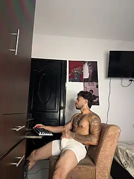 Snapshot of Kenny_romano chatting on 06.23.26 Kenny romano online show from 06.23.26