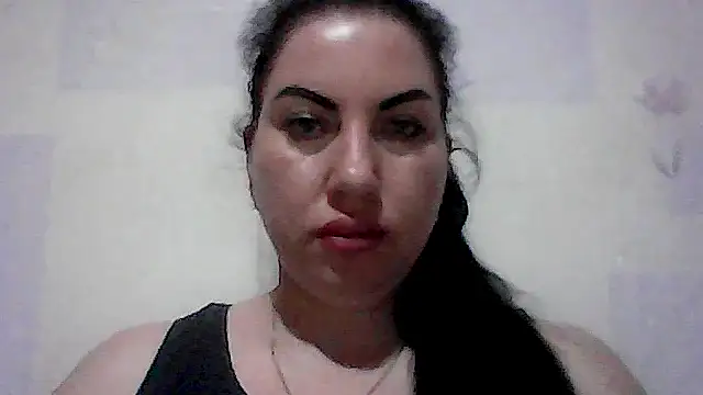 MolliWalton online show from 03.04.26