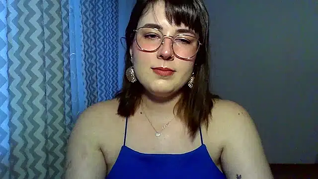 Snapshot of ClaraHard chatting on 06.30.26 ClaraHard online show from 06.30.26