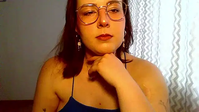 Snapshot of ClaraHard chatting on 07.02.26 ClaraHard online show from 07.02.26