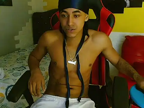 taylor bigdick18 online show from 03.04.26