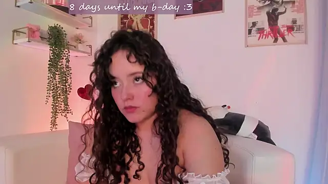 Snapshot of Ally_belle chatting on 07.23.26 Ally belle online show from 07.23.26