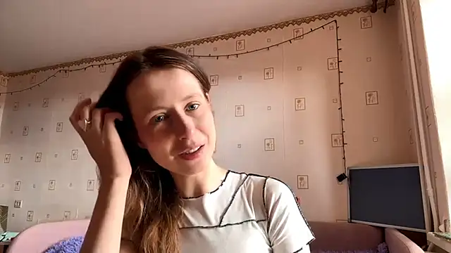 Snapshot of AlesiaGurevich chatting on 07.12.26 AlesiaGurevich online show from 07.12.26