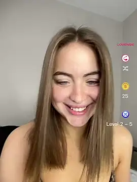 Snapshot of Angellav chatting on 05.18.26 Angellav online show from 05.18.26