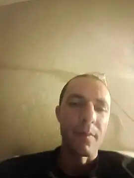 Snapshot of Mig1323 chatting on 05.27.26 Mig1323 online show from 05.27.26