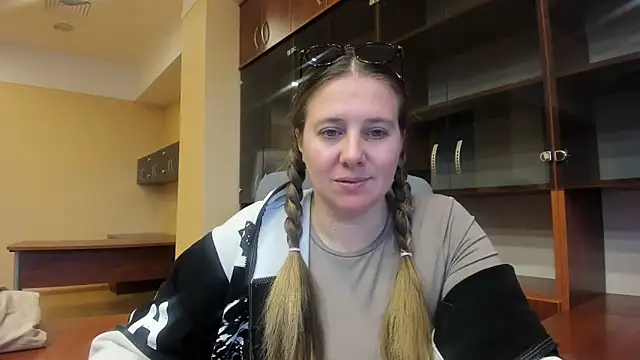 Nionelly online show from 04.02.26