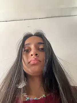 Snapshot of leilani_X chatting on 04.30.26 leilani X online show from 04.30.26