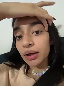 Snapshot of leilani_X chatting on 06.16.26 leilani X online show from 06.16.26