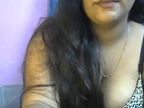 Snapshot of QUEEN-OF-QUEEN chatting on 07.13.26 QUEEN-OF-QUEEN online show from 07.13.26