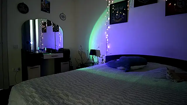 Milk shakeee online show from 03.30.26