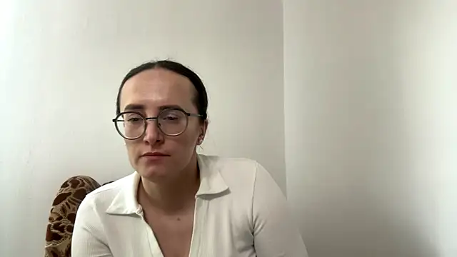 SofiaTease online show from 03.22.26