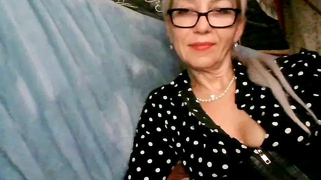 AlisaAngell online show from 04.11.26