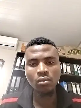 Snapshot of MrMike144 chatting on 04.11.26 MrMike144 online show from 04.11.26