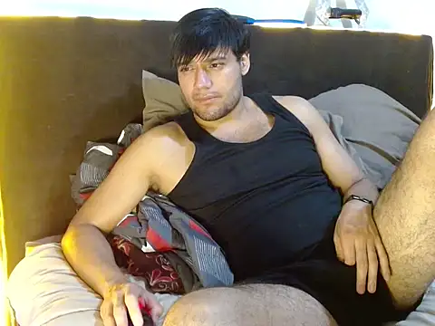 Snapshot of angrydeimos87 chatting on 06.08.26 angrydeimos87 online show from 06.08.26