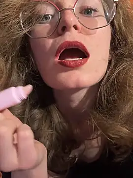 Hii Adel online show from 03.21.26