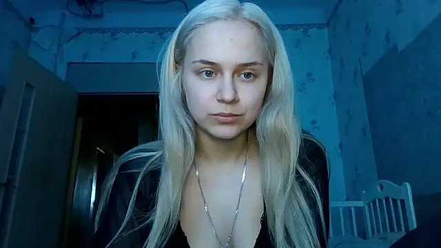 Barbie   girl online show from 04.25.26