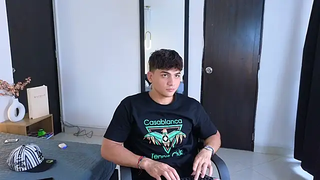 MrAdonis  online show from 03.31.26