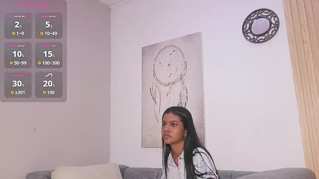 Snapshot of queen_adhara chatting on 04.26.26 queen adhara online show from 04.26.26