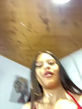 Cloe pink1 online show from 04.08.26