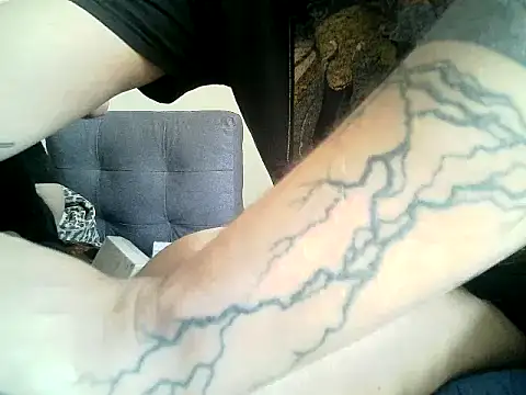 Snapshot of SirNefastus chatting on 04.08.26 SirNefastus online show from 04.08.26