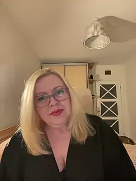 JanieLight53 online show from 06.12.26